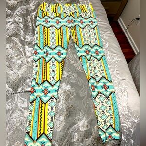 Tribal leggings BNWOT